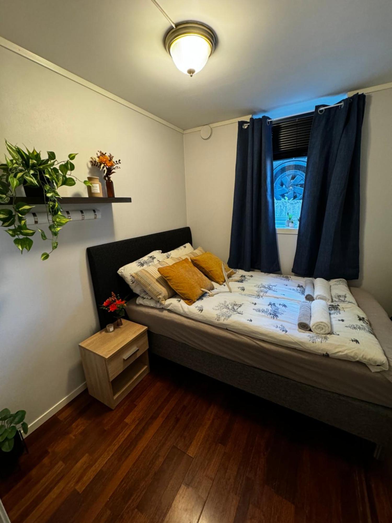 Central, 2 Bedroom, Free Parking Tromsø Eksteriør billede